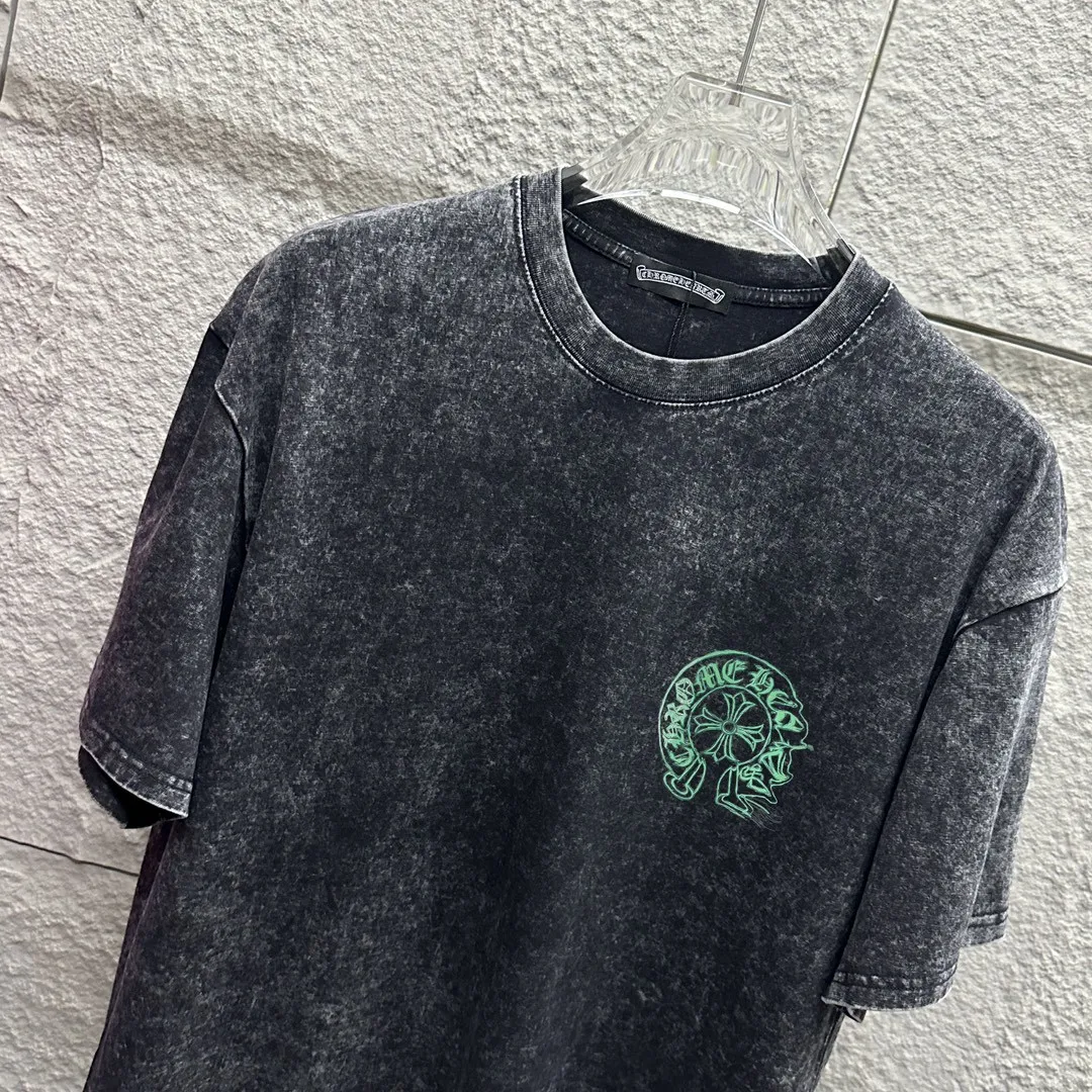 🅿️180 CH* Crow Heart* 2025 spring and summer new style Snowflake distressed washed retro round neck short sleeves Chest and front logo Horseshoe print Customized fabric Short-sleeved T-shirt Unisex Size: S M L XL XXL Color: Snowflake Black Snowflake Gray Snowflake Pink Snowflake Blue